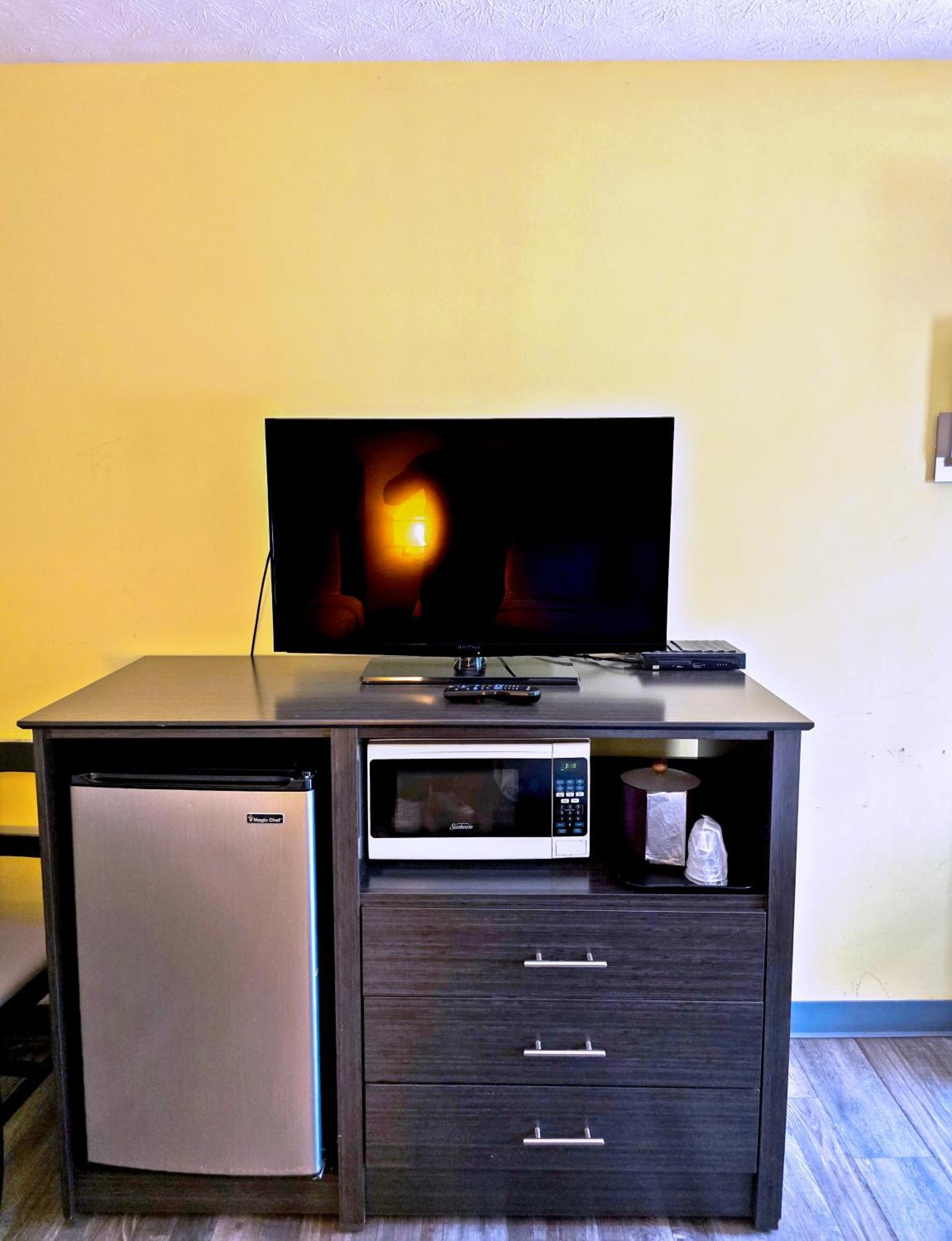 Meriwether Country Inn Warm Springs Ngoại thất bức ảnh