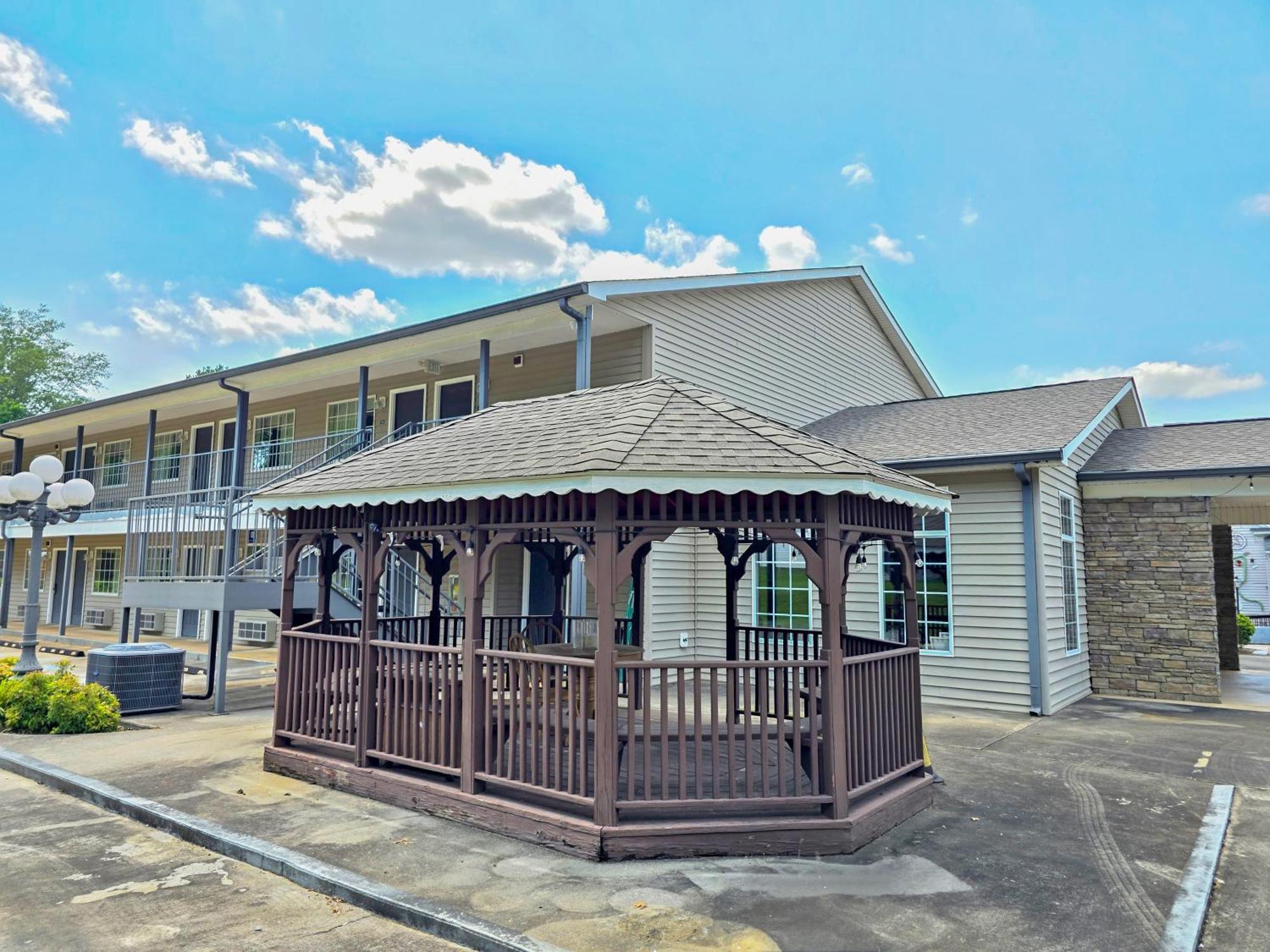 Meriwether Country Inn Warm Springs Ngoại thất bức ảnh